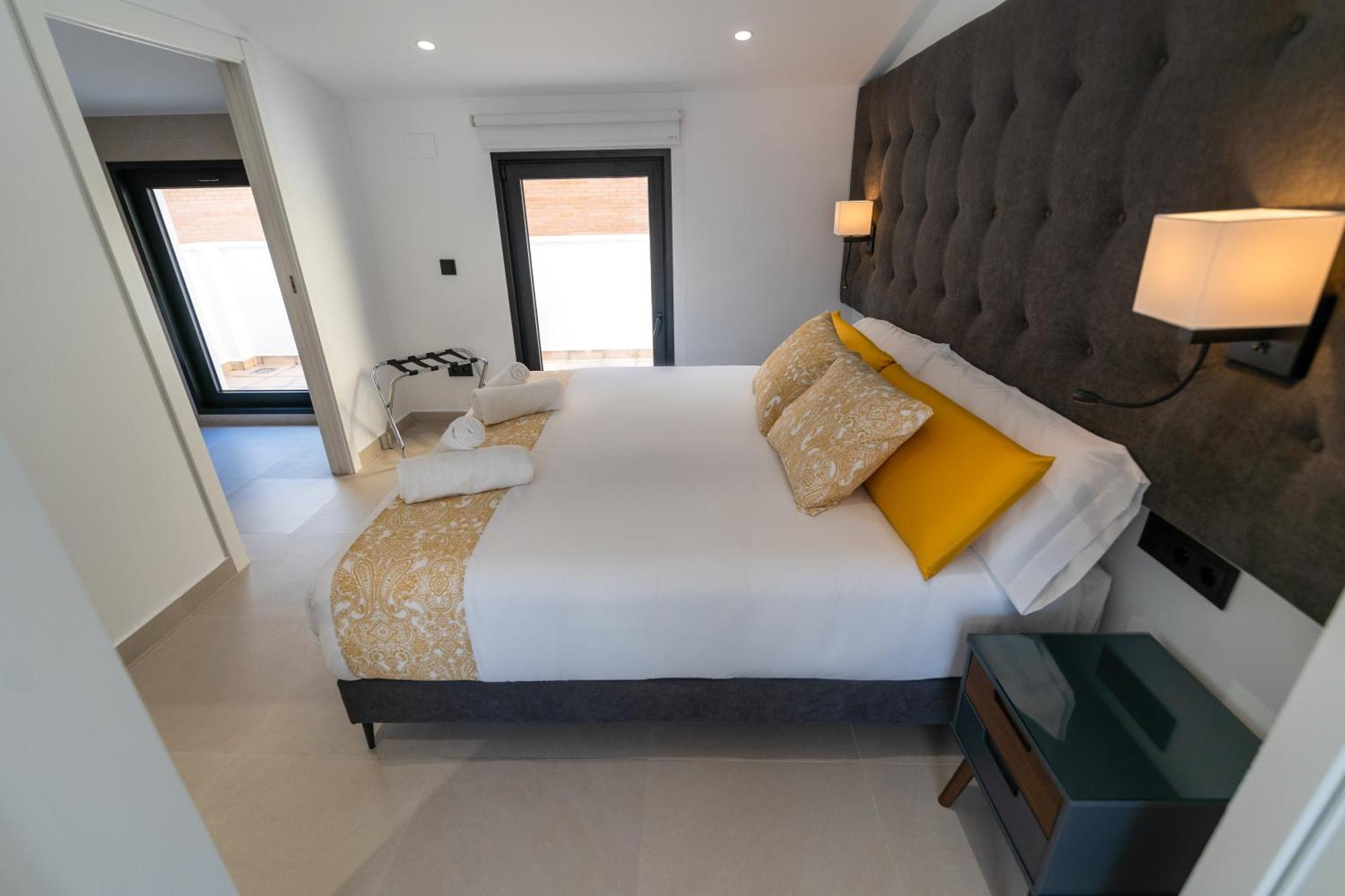 Bet Apartments - Suites Puerto Valencia Kültér fotó