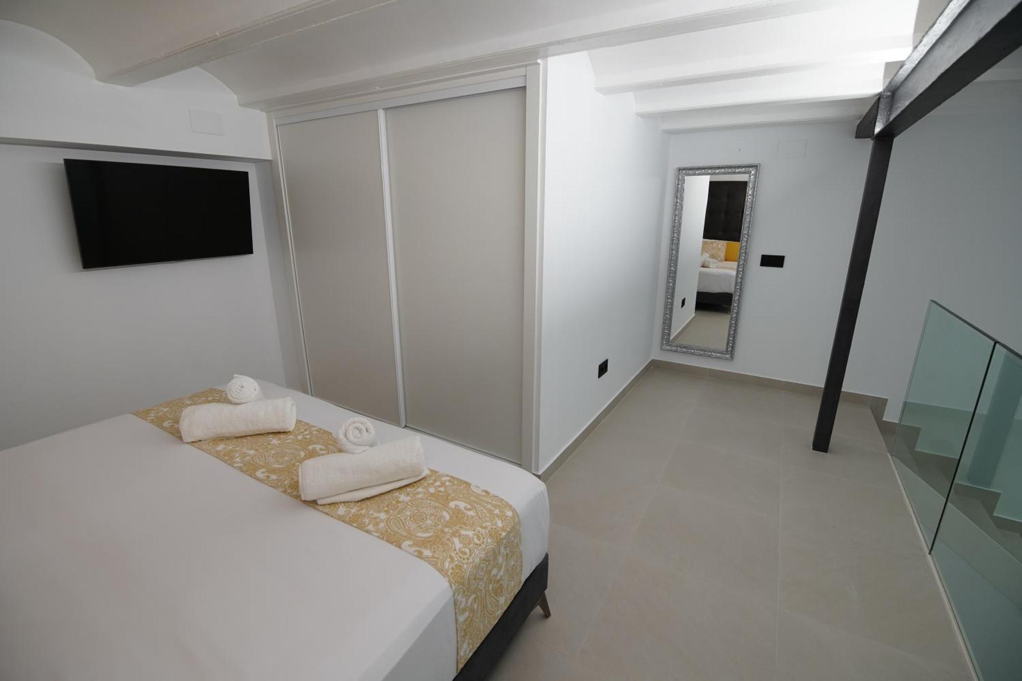 Bet Apartments - Suites Puerto Valencia Kültér fotó