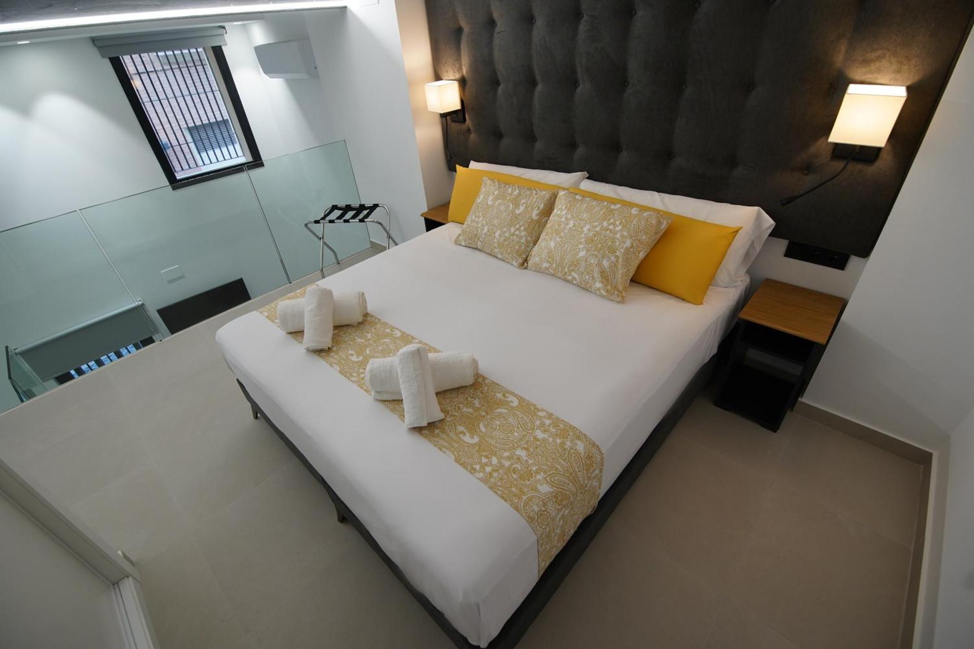 Bet Apartments - Suites Puerto Valencia Kültér fotó