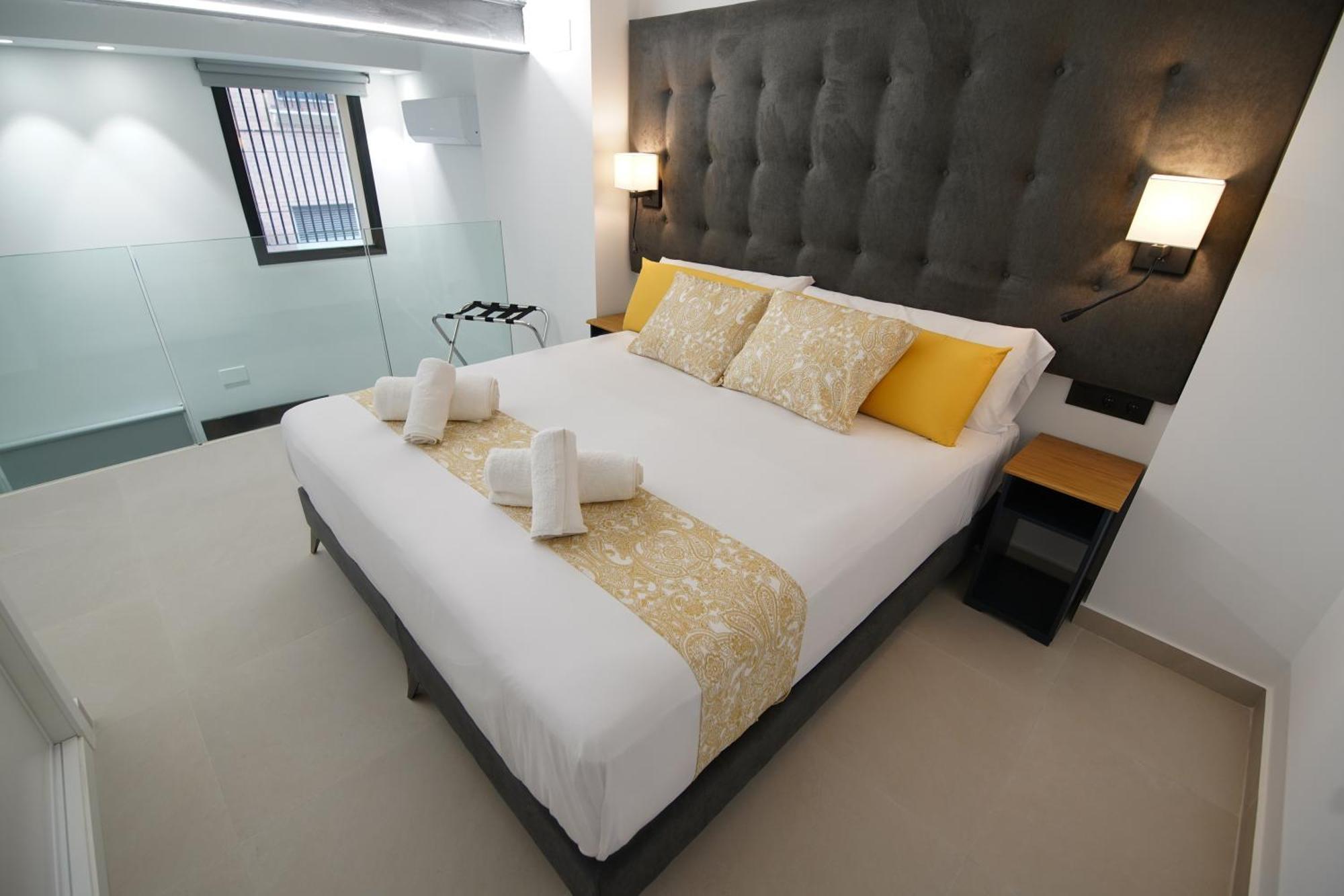 Bet Apartments - Suites Puerto Valencia Kültér fotó
