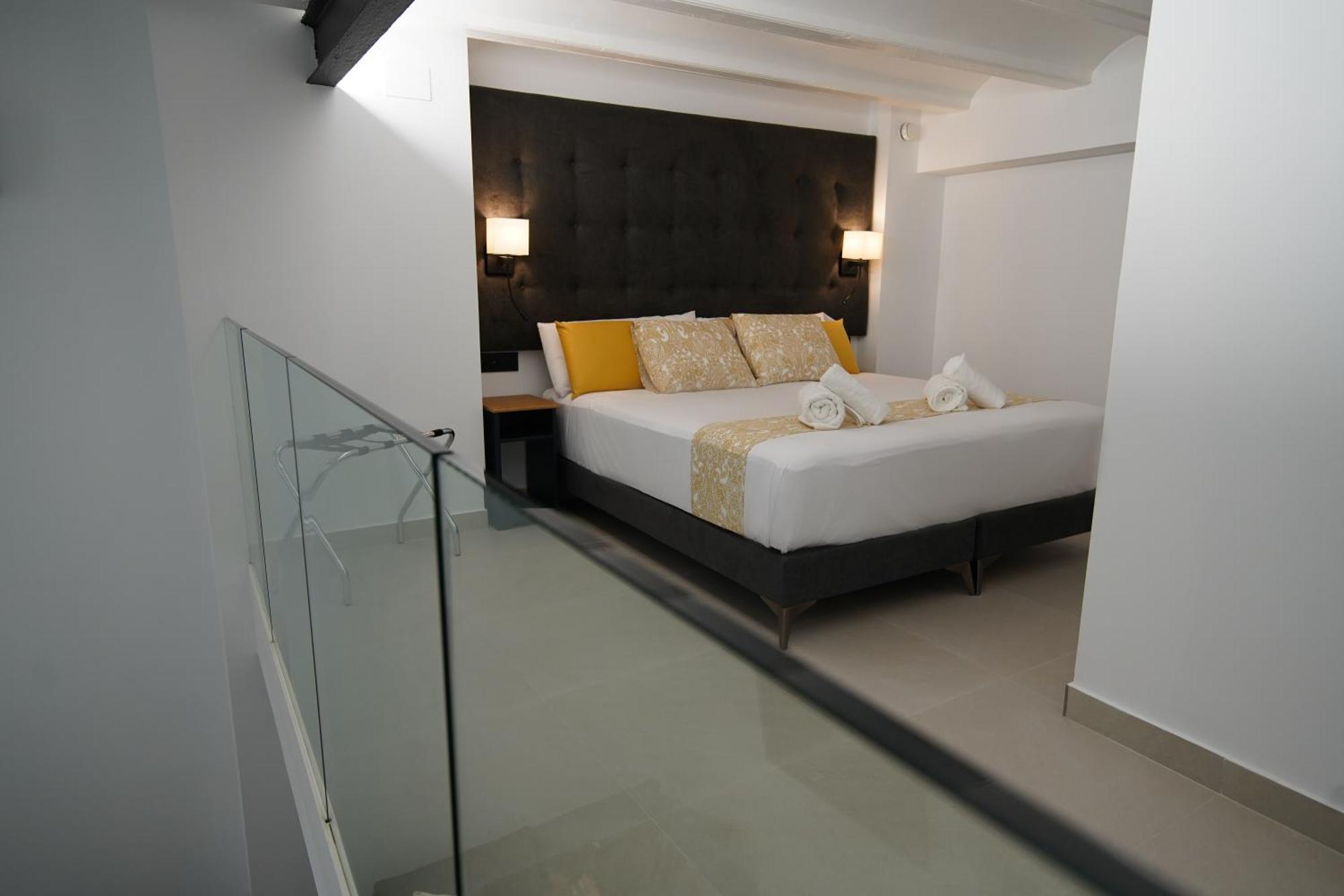 Bet Apartments - Suites Puerto Valencia Kültér fotó